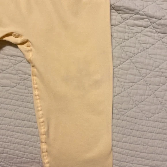 Alphalete Yellow Leggings - Picture 5 of 9